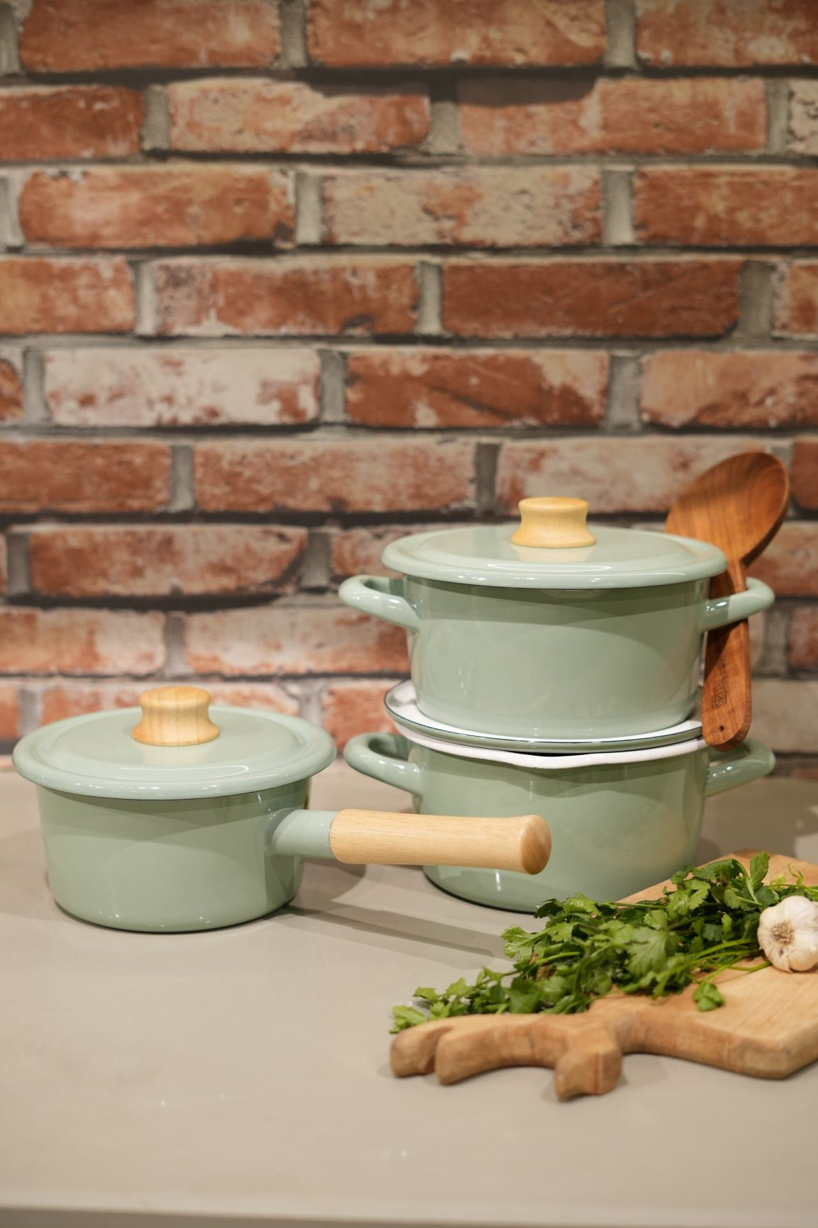 Vintage Green Saucepan 16cm (1.6 Liters)